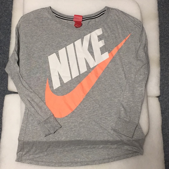 Nike Tops - •Nike• Grey and Peach Top